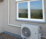 INABA DENKO SLIMDUCT SD Ivory PVC Trunking System Installed On Light Facade For Air Conditioner Refrigerant Pipes